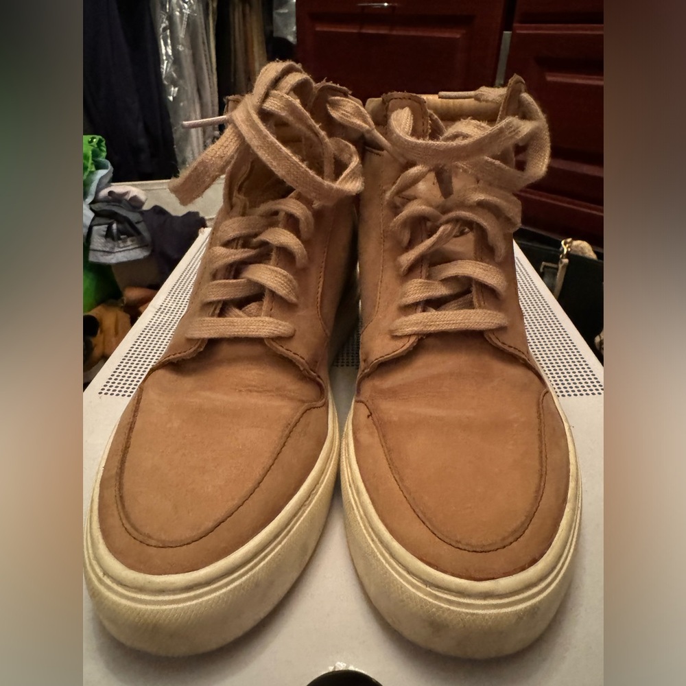 Nisolo Reina high top leather sneaker with Vibram sole, Tobacco